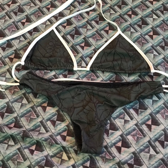 acacia swimwear Other - ✨TRADED✨Acacia paradise set